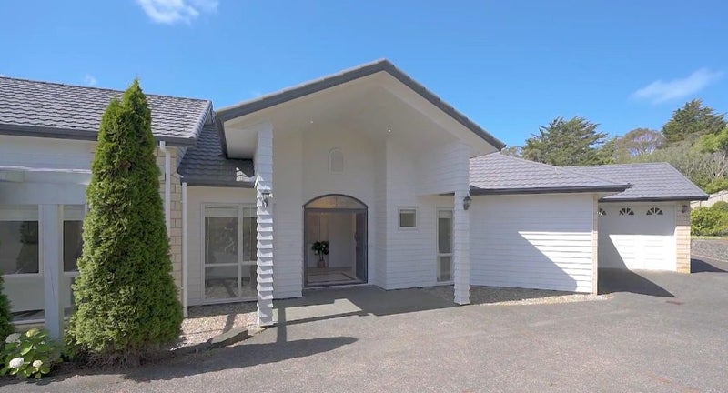 59 Moncks Spur Road, Redcliffs, Christchurch - Carousel 2