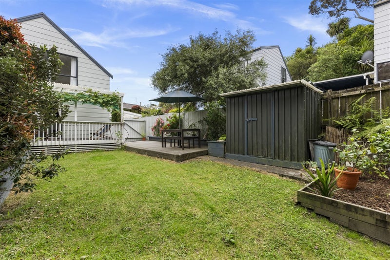 1/143 Spinella Dr, Bayview, Auckland - Carousel 2