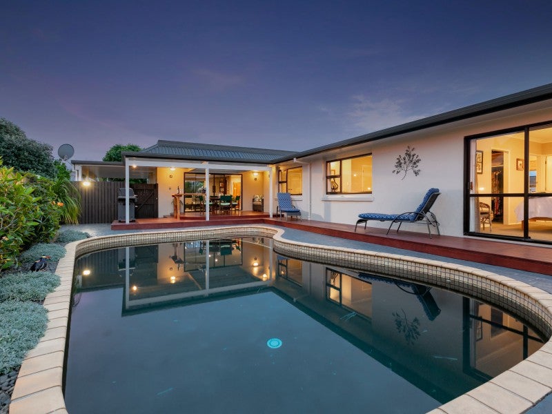13 Hinewa Road, Otumoetai, Tauranga - Carousel 1