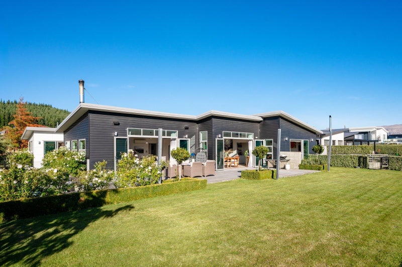 27 Infinity Drive, Wanaka - Carousel 2