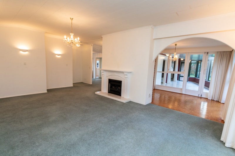 395 Fergusson Drive, Heretaunga, Upper Hutt - Carousel 2