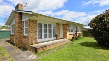 28 Hendon Road, Fairview Downs, Hamilton - Carousel 1