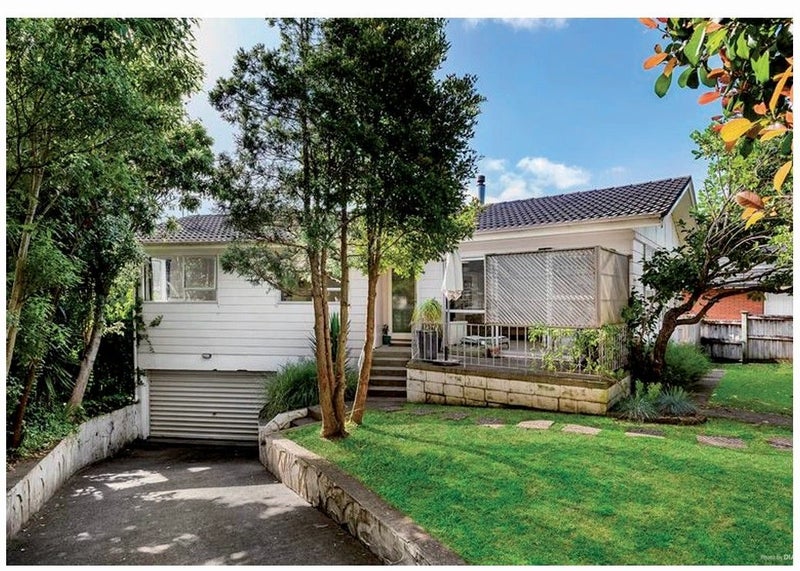 30 Mirrabooka Avenue, Botany Downs, Auckland - Carousel 2