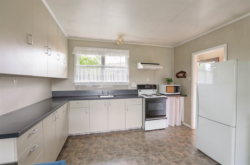 33 Bird Street, Hampstead, Ashburton - Carousel 2