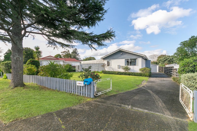 10 Lipton Grove, Opaheke, Papakura - Carousel 1