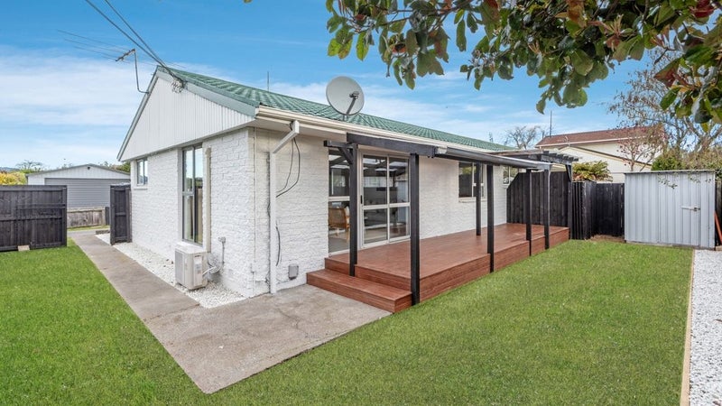 1/30 Garvins Road, Hornby, Christchurch - Carousel 1