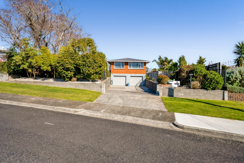 78 Queens Road, Glen Avon, New Plymouth - Carousel 38