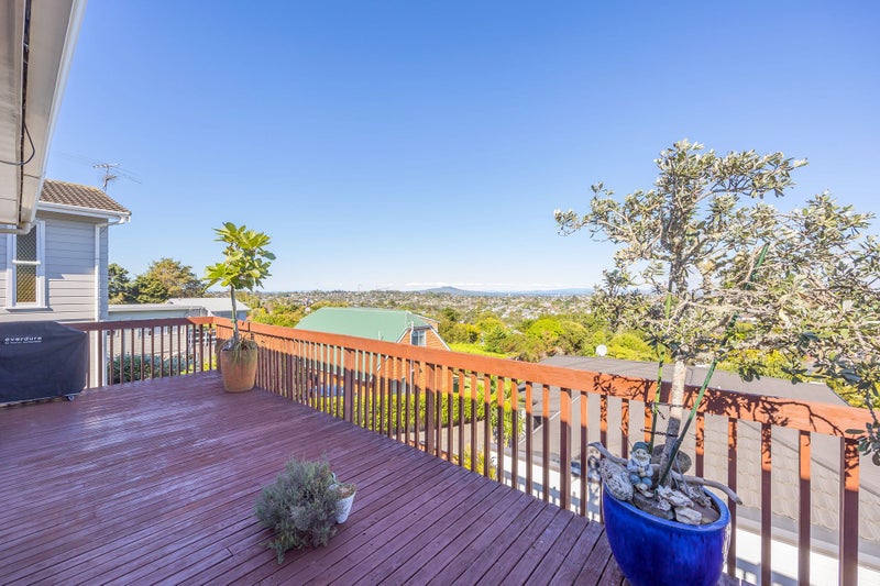 85 Sunset Road, Tōtara Vale, Auckland - Carousel 1