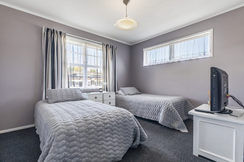 226 Hillside Road, Papatoetoe, Auckland - Carousel 1
