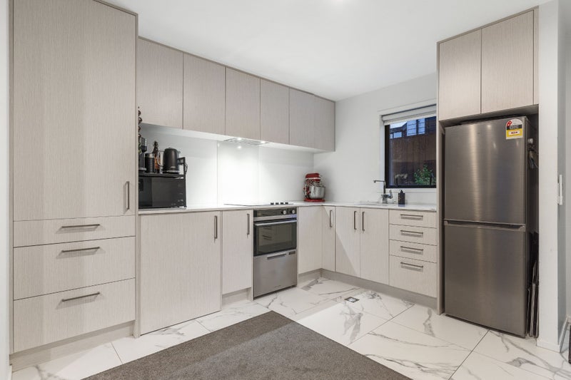 3/6 St Leonards Road, Kelston, Auckland - Carousel 2