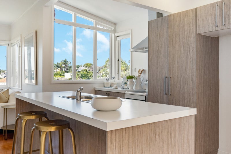 24 Kurahaupo Street, Orakei, Auckland - Carousel 2