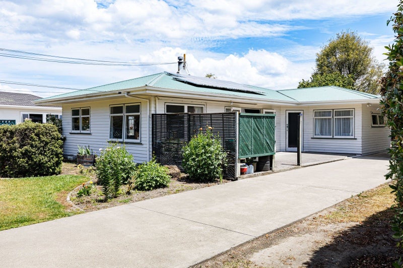 324 Frimley Road, Frimley, Hastings - Carousel 1