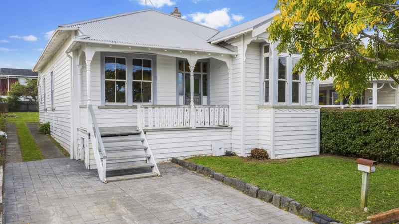 12 Croydon Road, Mount Eden, Auckland - Carousel 1
