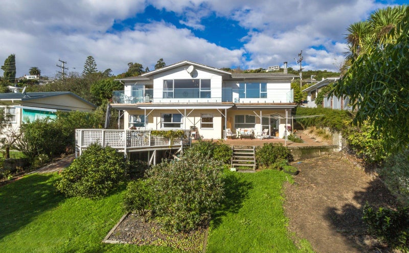 118 The Ridgeway, Stoke, Nelson - Carousel 2