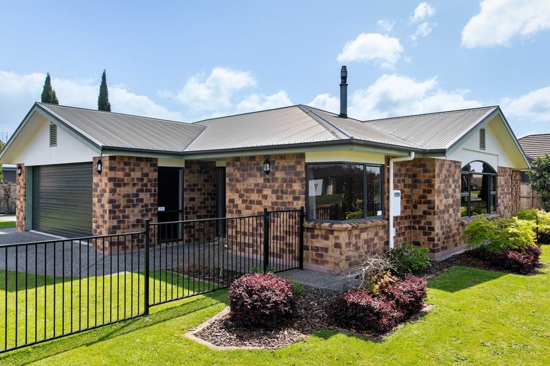 3 Shrewsbury Place, Katikati, Katikati - Carousel 2