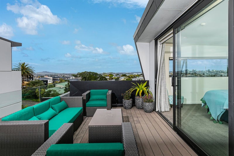5/31 Rawene Road, Birkenhead, Auckland - Carousel 26