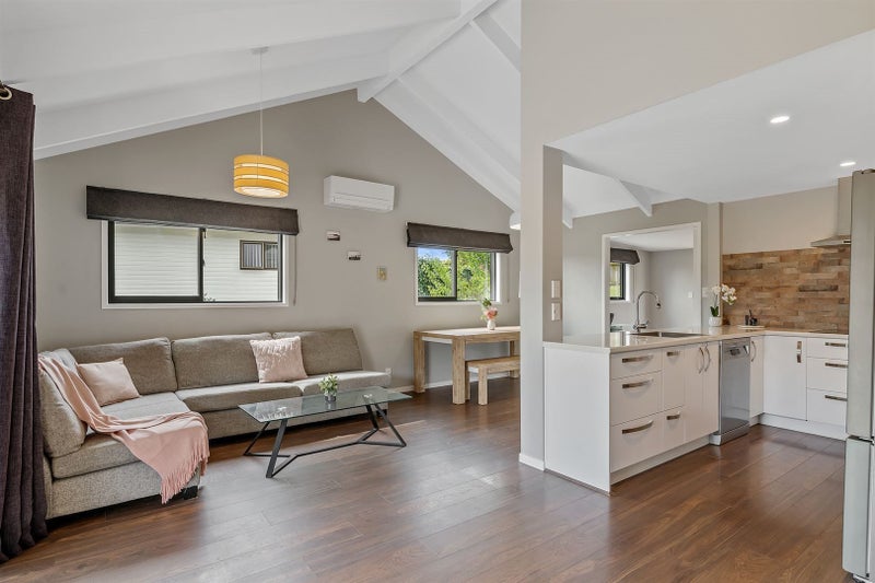 46 Cumberland Crescent, Welcome Bay, Tauranga - Carousel 2