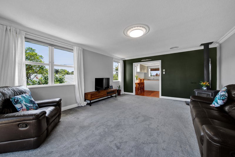 7 Whakawhiti Street, Marfell, New Plymouth - Carousel 2