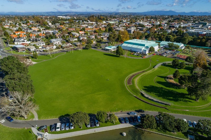 368 Devonport Road, Tauranga South, Tauranga - Carousel 20