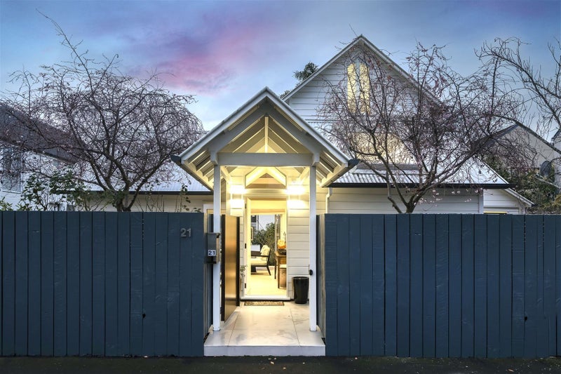 21 Conference Street, Christchurch Central, Christchurch - Carousel 1