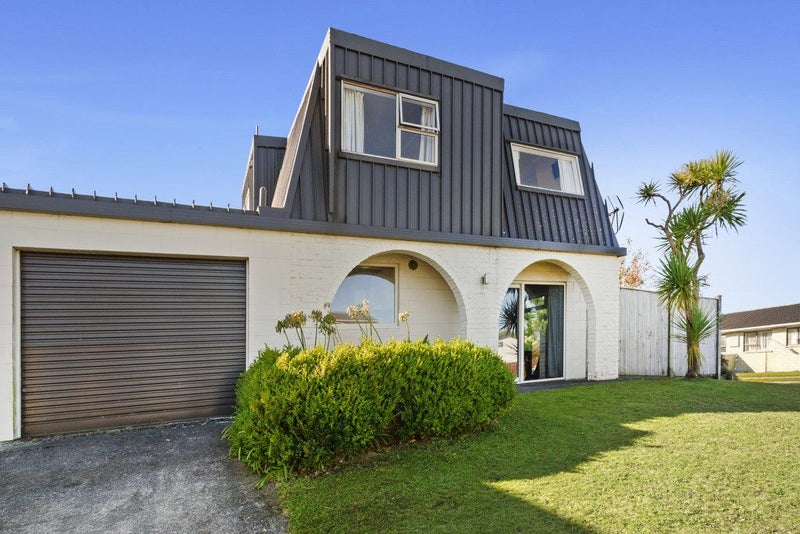 57A Cypress Drive, Maungaraki, Lower Hutt - Carousel 1