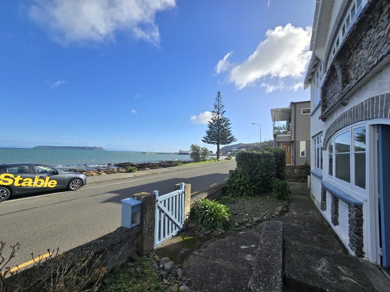 34 Moana Road, Plimmerton, Porirua - Carousel 1