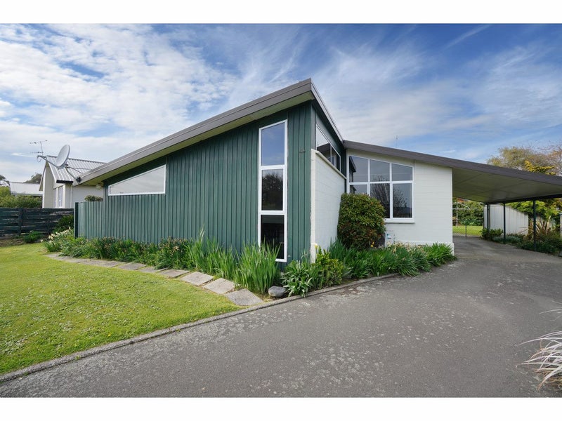 19 Pine Crescent, Hargest, Invercargill - Carousel 1
