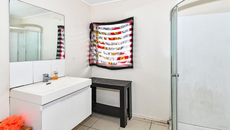 37 Secretariat Place, Randwick Park, Auckland - Carousel 9