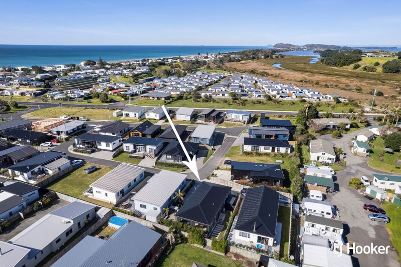 16 Moet Crescent, Waihi Beach, Waihi Beach - Carousel 18