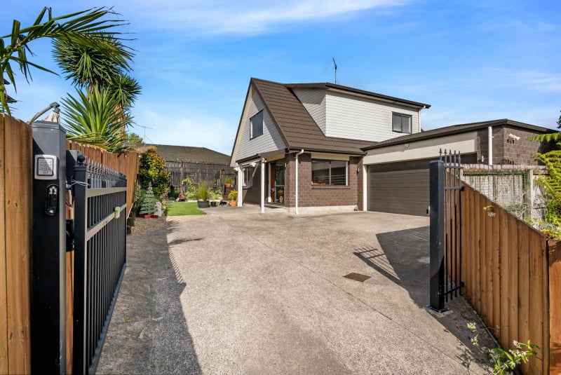 18 Saralee Drive, Manurewa, Auckland - Carousel 18