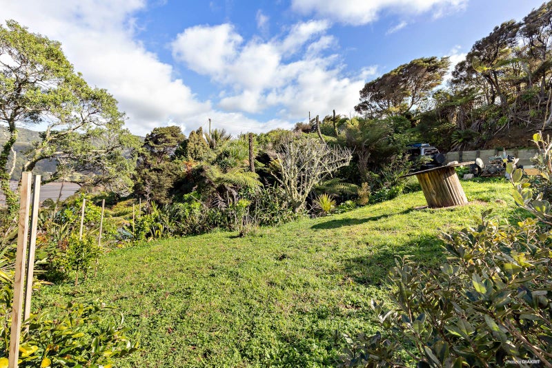 1135 Huia Road, Huia, Auckland - Carousel 2