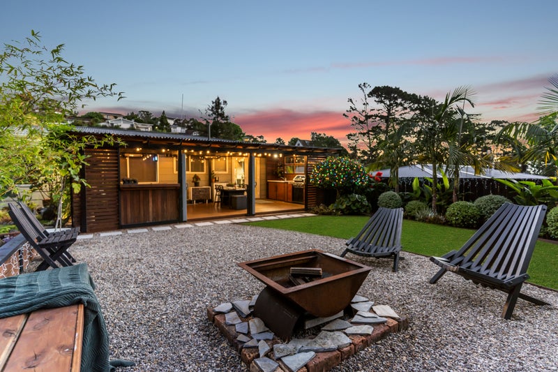 23 Sispara Place, Beach Haven, Auckland - Carousel 1