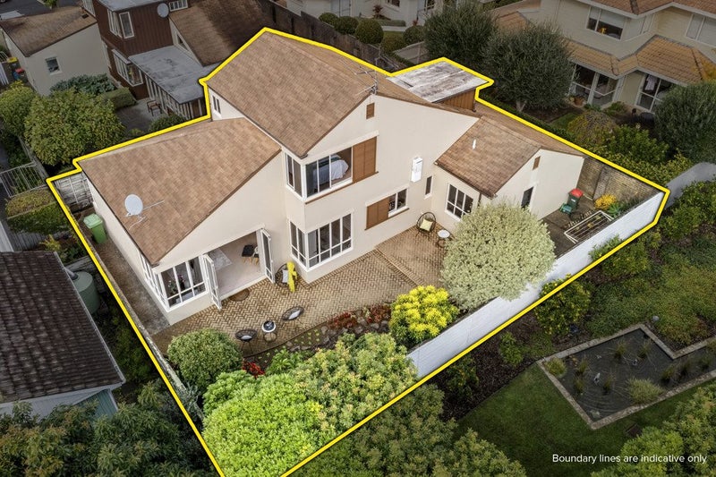 1/4 Frieston Road, Milford, Auckland - Carousel 1