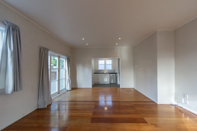 10 Short Street, Claudelands, Hamilton - Carousel 1