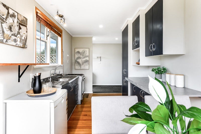 98 Bankwood Road, Chartwell, Hamilton - Carousel 2