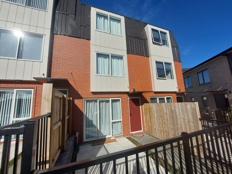 22 Timata Lane, Favona, Auckland - Carousel 2