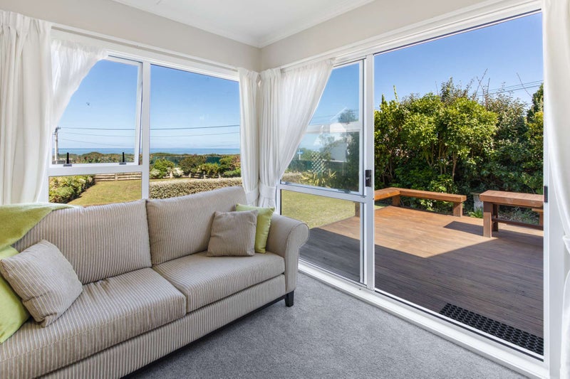 2 Taupata Street, Castlecliff, Whanganui - Carousel 2