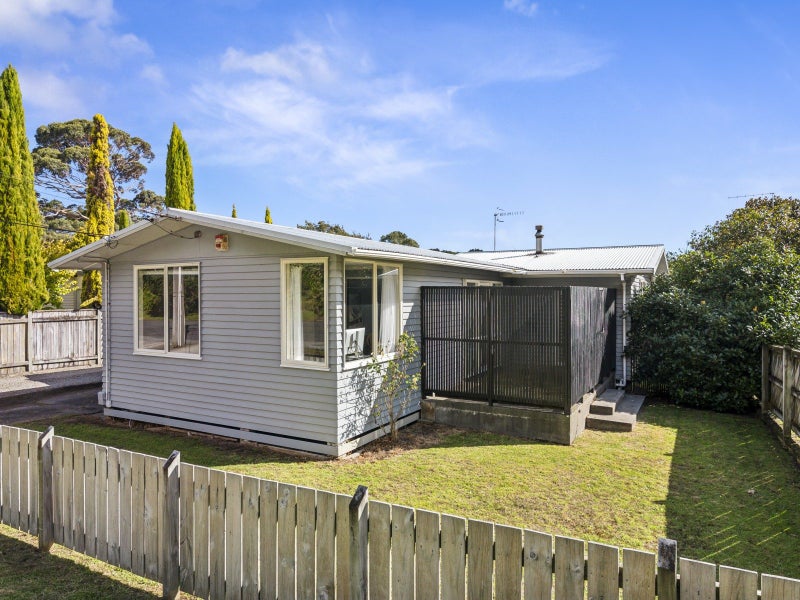 43 Leinster Avenue, Raumati South, Paraparaumu - Carousel 2