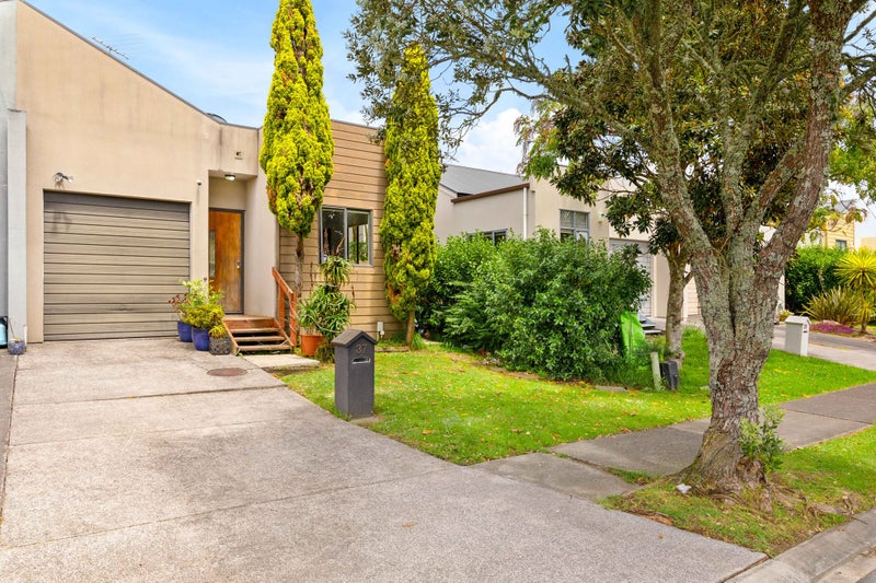 37 Lazurite Drive, Westgate, Auckland - Carousel 18