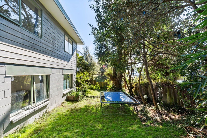 2/23 Ludlow Tce, Totara Vale, North Shore City - Carousel 11