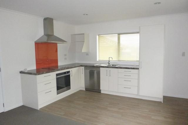 94 Sunstone Crescent, Timberlea, Upper Hutt - Carousel 1