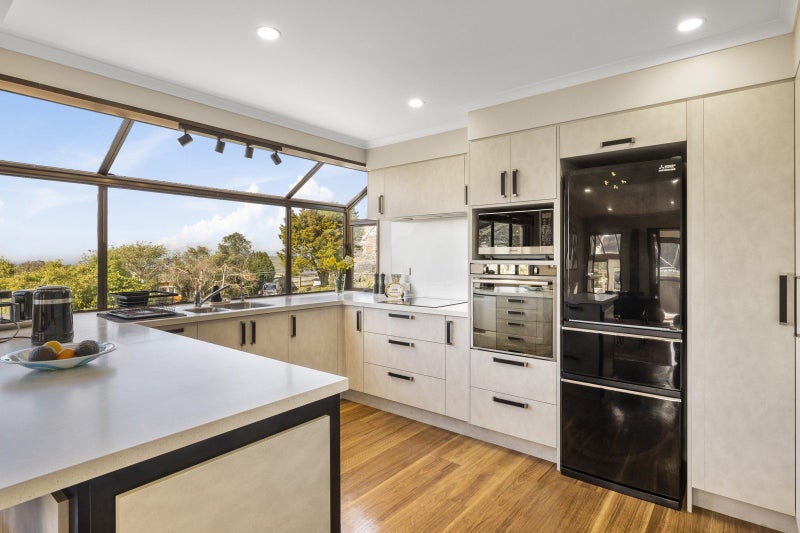 23 Napier Street, Belleknowes, Dunedin - Carousel 2