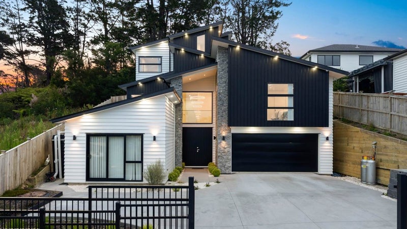 41 Korihi Drive, Swanson, Auckland - Carousel 1