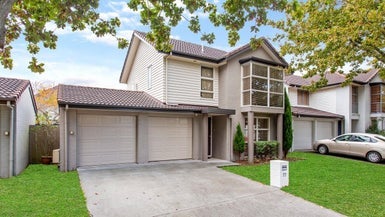 77 The Track, Takanini, Auckland - Carousel 1