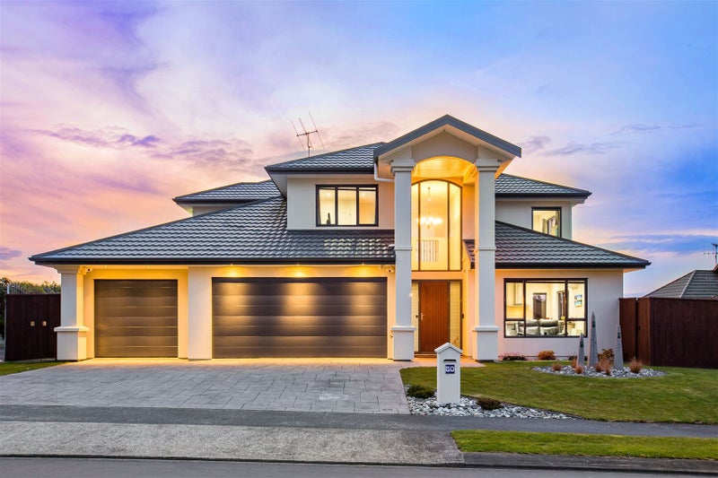 80 Navigation Drive, Whitby, Porirua - Carousel 1