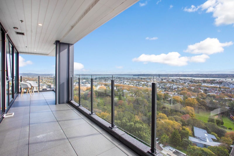 1909/8 Hereford Street, Freemans Bay, Auckland - Carousel 1