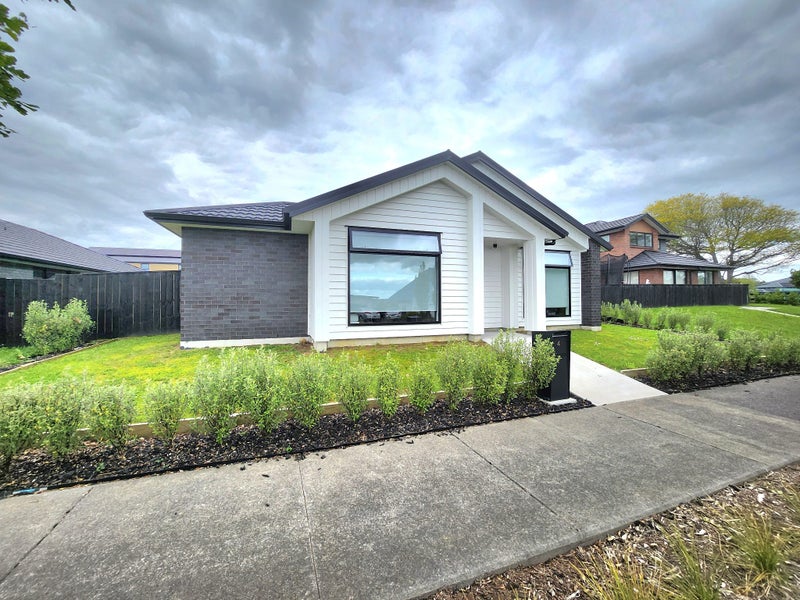 4 Jonah Lomu Drive, Paerata, Pukekohe - Carousel 2