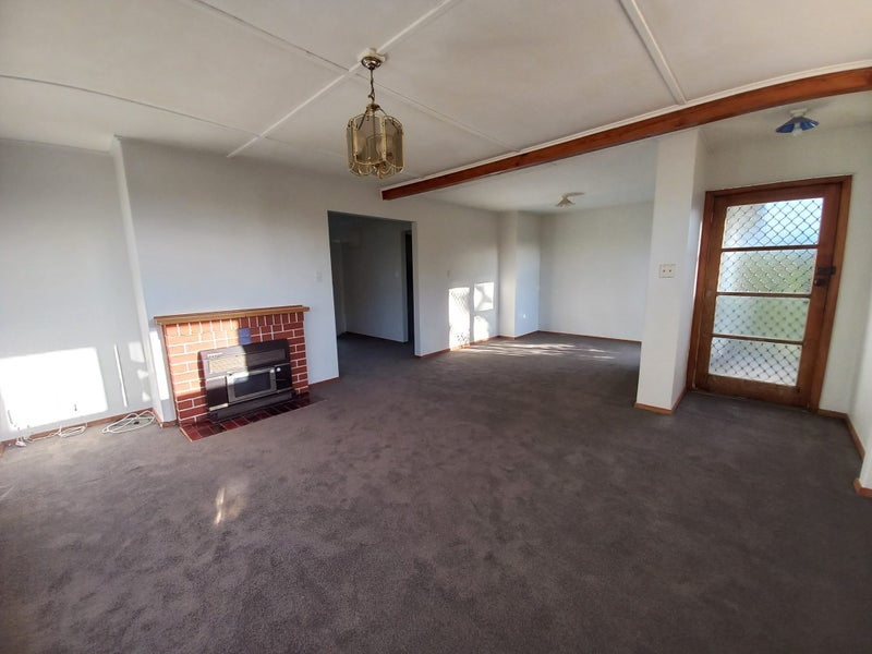 61A Bedford Street, Cannons Creek, Porirua - Carousel 2