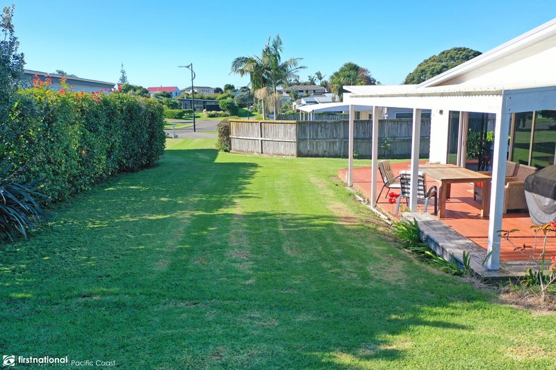 34 Dolphin Drive, Whiritoa, Waihi - Carousel 2