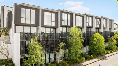 14/6 Waima Street, Grey Lynn, Auckland - Carousel 1